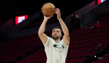 ESPN radio personality suggests Lakers should go after Zach LaVine