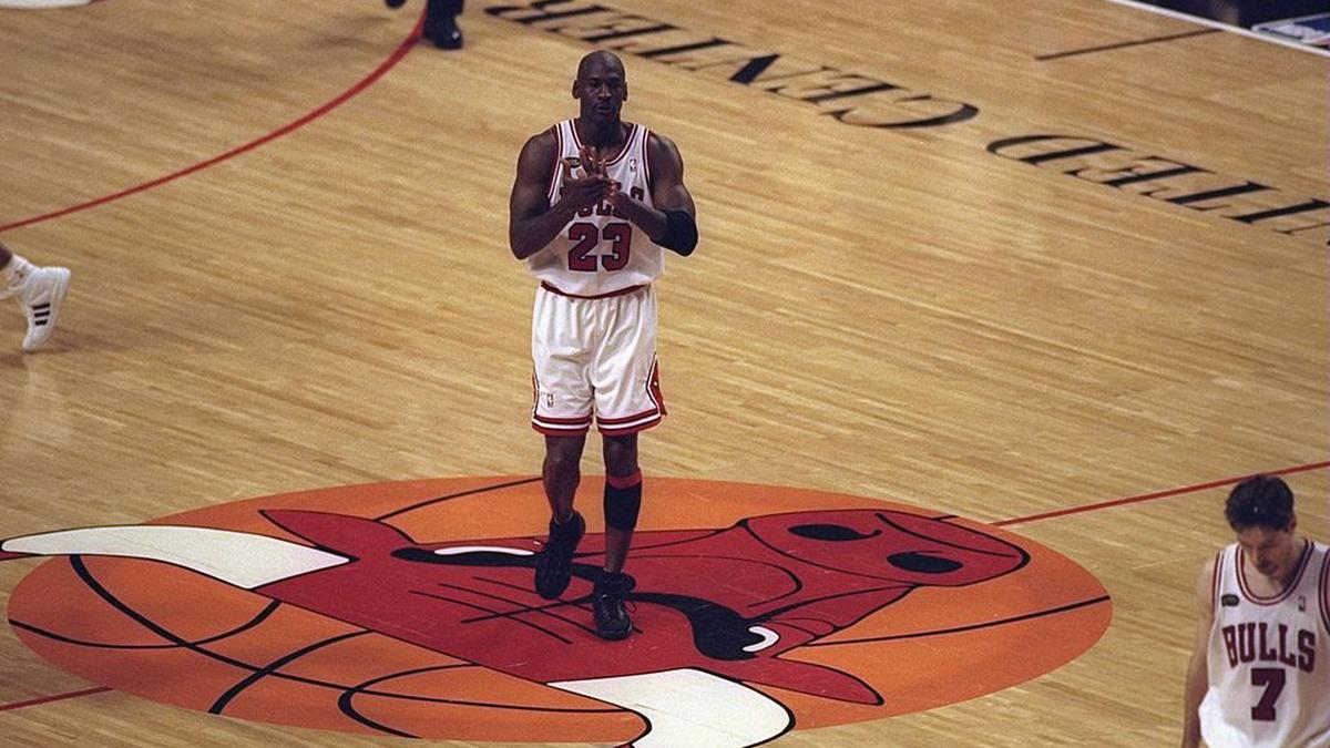 Michael Jordan’s 1998 NBA Finals Game 3 jersey going up for auction