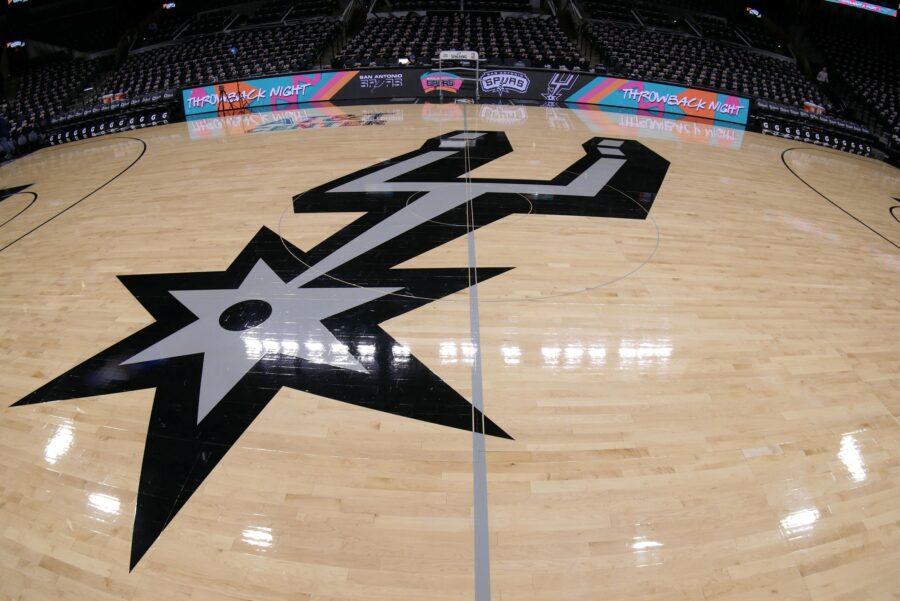 Western Notes: Spurs, Wemby, Terry, Warriors, Thunder
