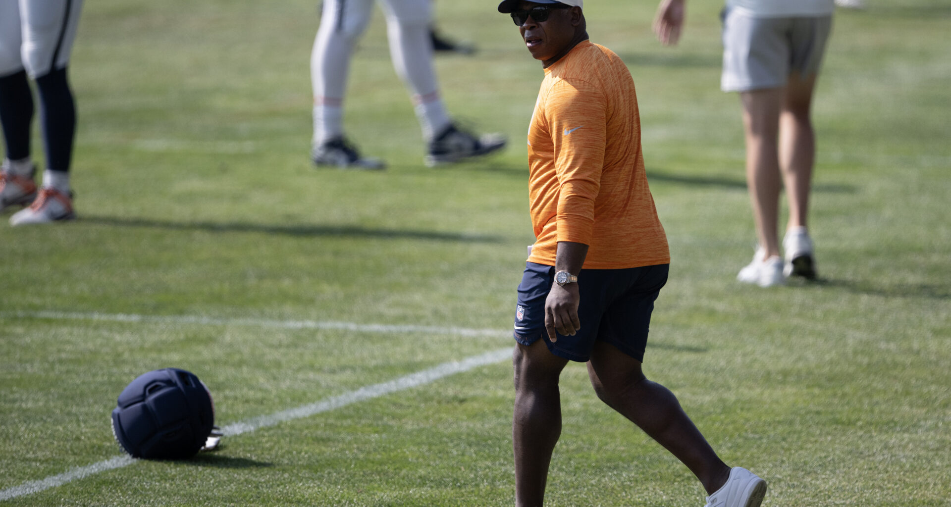 No Sean Payton, no problem at Broncos practice