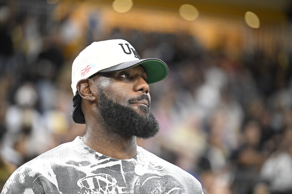 JR Smith steals the show in LeBron's 2016 Cavs reunion video