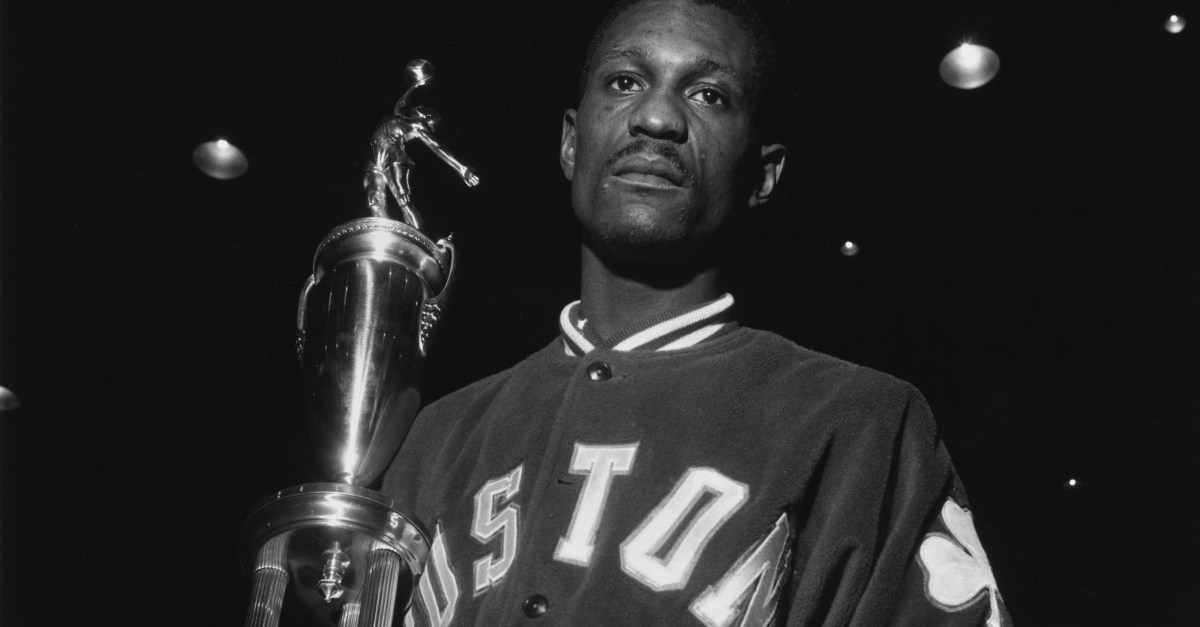 Banner Years: 1961, Celtics achieve elite status with third straight championship