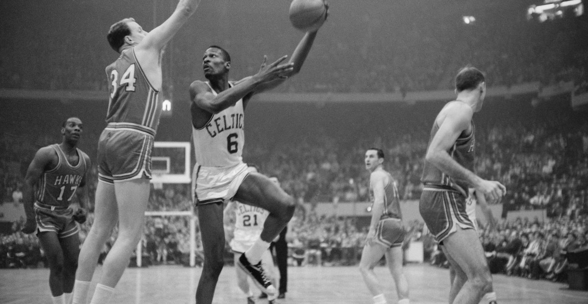 Banner Years: 1960, it’s Celtics vs. Hawks again, plus Wilt arrives