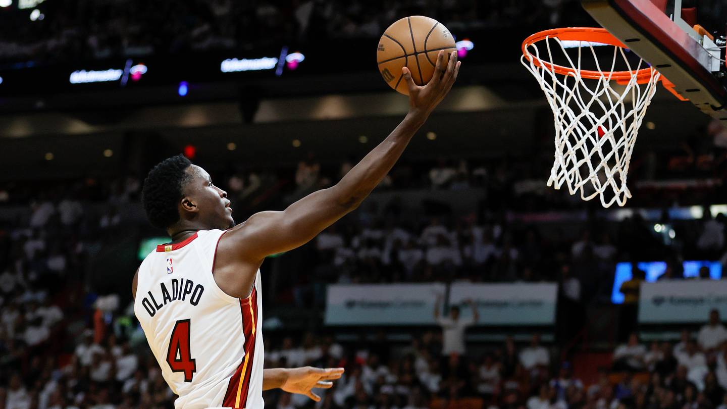 2-Time All-Star Details How Hakeem Olajuwon Impacted His NBA Career