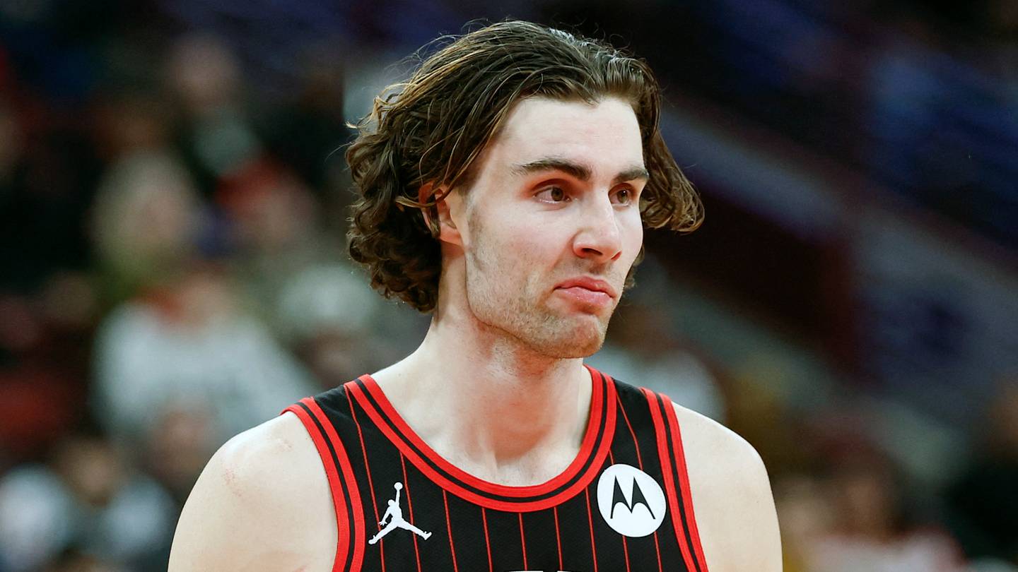 Dec 7, 2025; Chicago, Illinois, USA; Chicago Bulls guard Josh Giddey (3) looks on during the second half at United Center. Mandatory Credit: Kamil Krzaczynski-Imagn Images