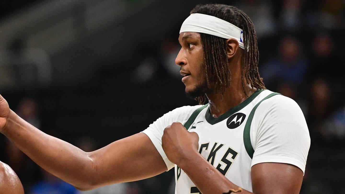 Oct 9, 2025; Milwaukee, Wisconsin, USA; Milwaukee Bucks center Myles Turner (3) gestures to a teammate in the second quarter against the Detroit Pistons at Fiserv Forum. Mandatory Credit: Benny Sieu-Imagn Images