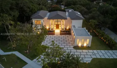 A look inside NBA star Giannis Antetokounmpo's new $13M Florida mansion