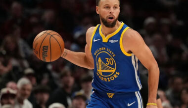 Steph Curry's limp during tour of China raises concerns about his knee ahead of training camp
