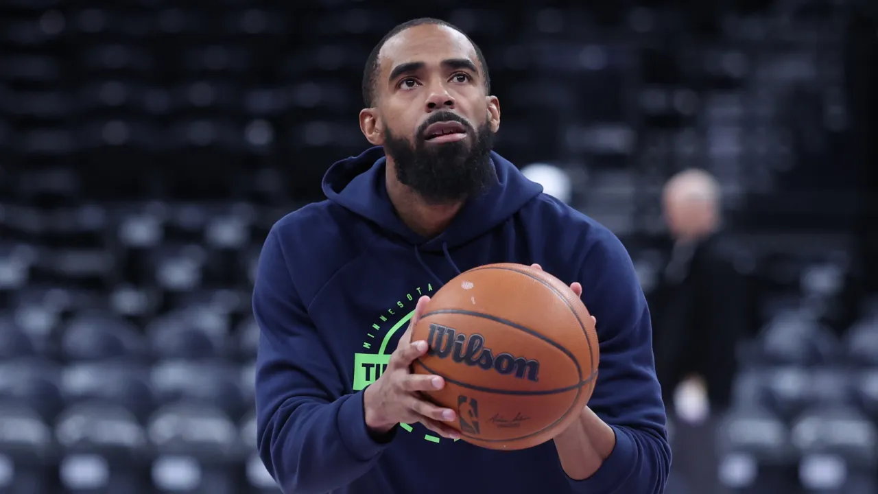 NBA Insider Reveals Three Reasons Mike Conley Signed With Celtics image