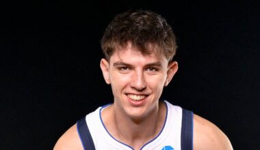 Dallas Mavericks, Sergio De Larrea
