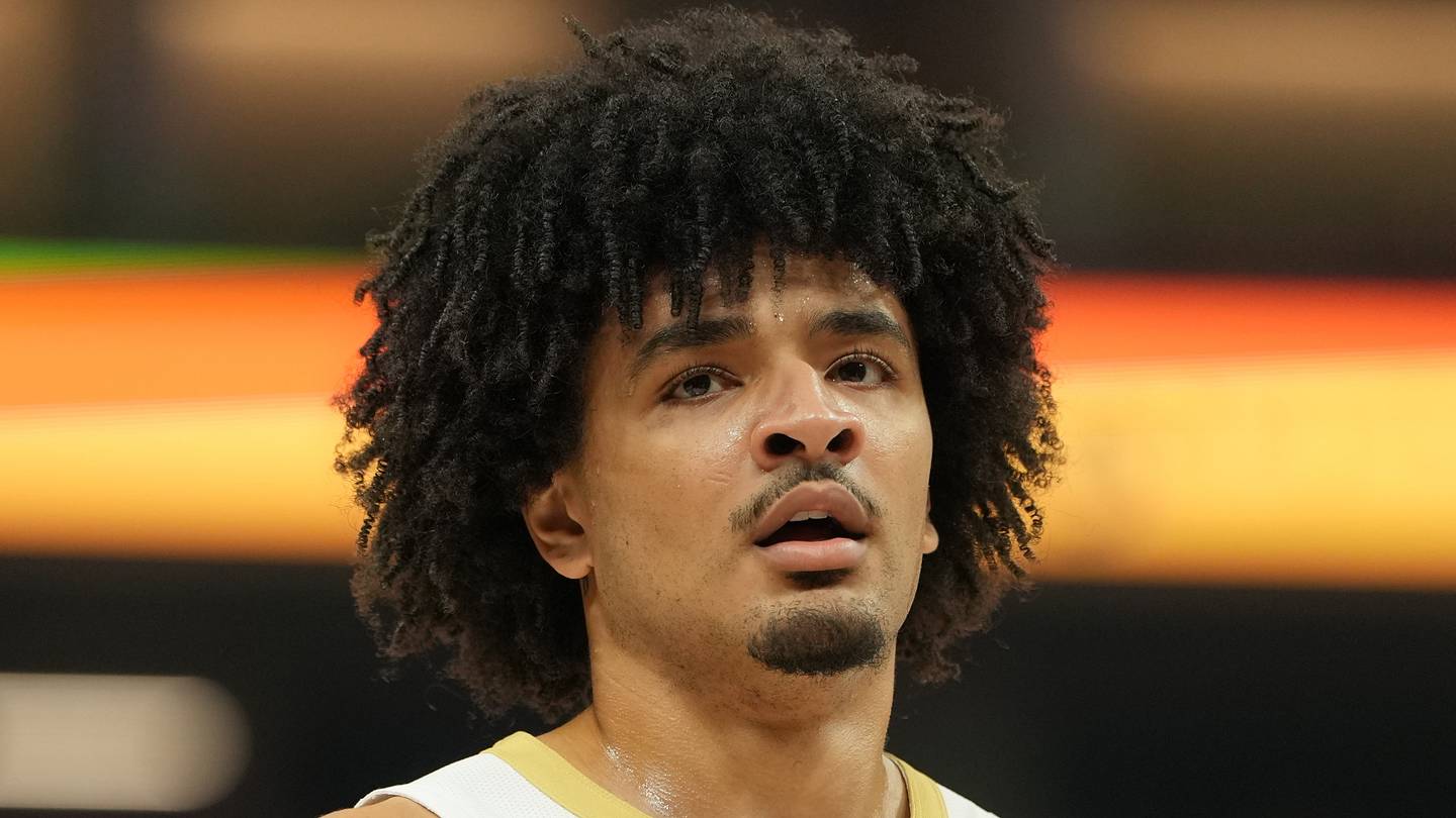 Apr 3, 2026; Sacramento, California, USA; New Orleans Pelicans guard Micah Peavy (14) during the first quarter against the Sacramento Kings at Golden 1 Center. Mandatory Credit: Darren Yamashita-Imagn Images