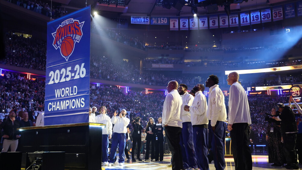 Philadelphia 76ers v New York Knicks