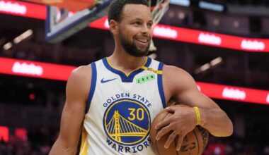 Steve Kerr: Stephen Curry 'fine' after tweaking right ankle at Warriors practice | Pro National Sports