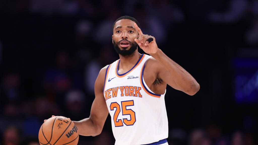 Knicks' Mike Brown on Mikal Bridges cold start