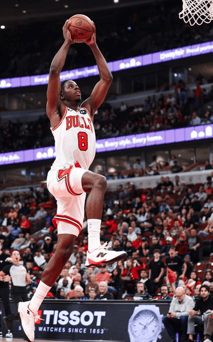 Tar Heels in NBA: Wilson hits team-high 15 in Bulls debut; White to miss preseason; Love scores 15