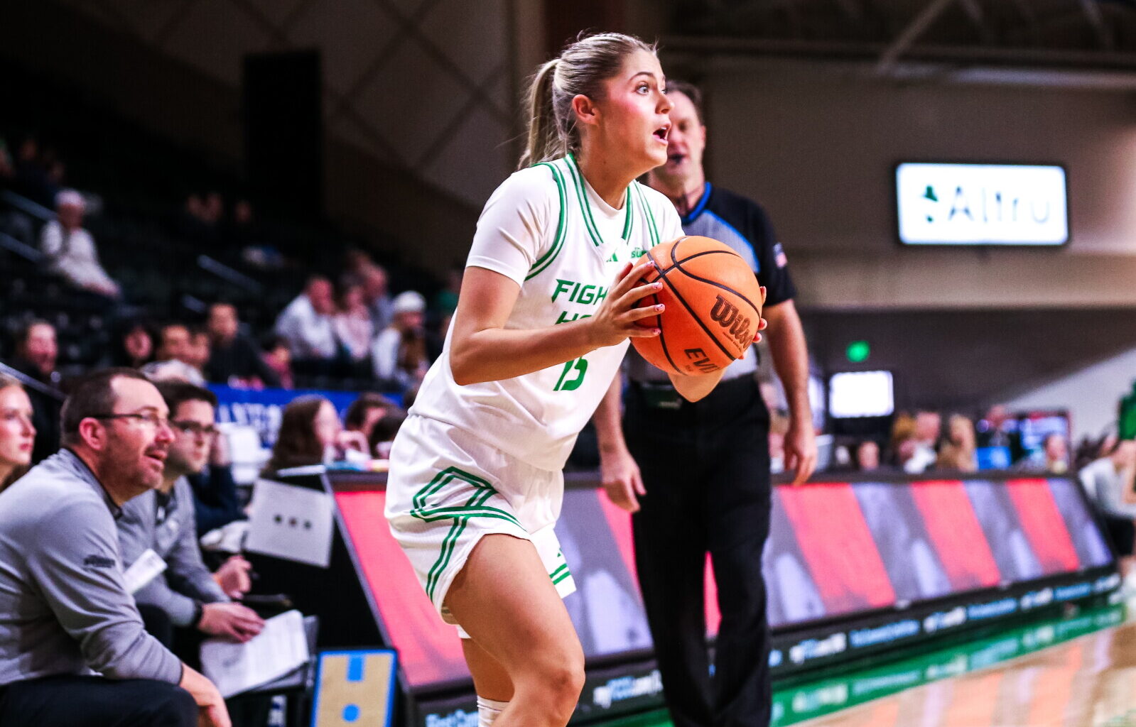 How is UND women’s basketball measuring success this season? - Grand Forks Herald