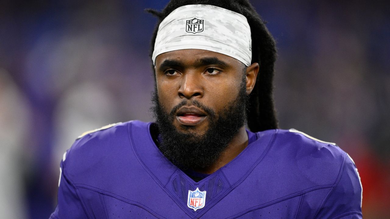 Diontae Johnson agrees to 1-year deal with Cleveland Browns, AP source says