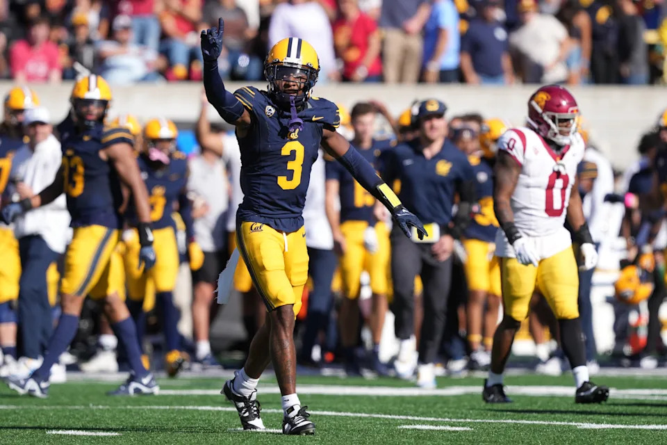 Oct 28, 2023; Berkeley, California, USA; California Golden Bears defensive back Nohl Williams (3) gestures after time runs out during the second quarter against the USC Trojans at California Memorial Stadium. Mandatory Credit: Darren Yamashita-USA TODAY Sports
