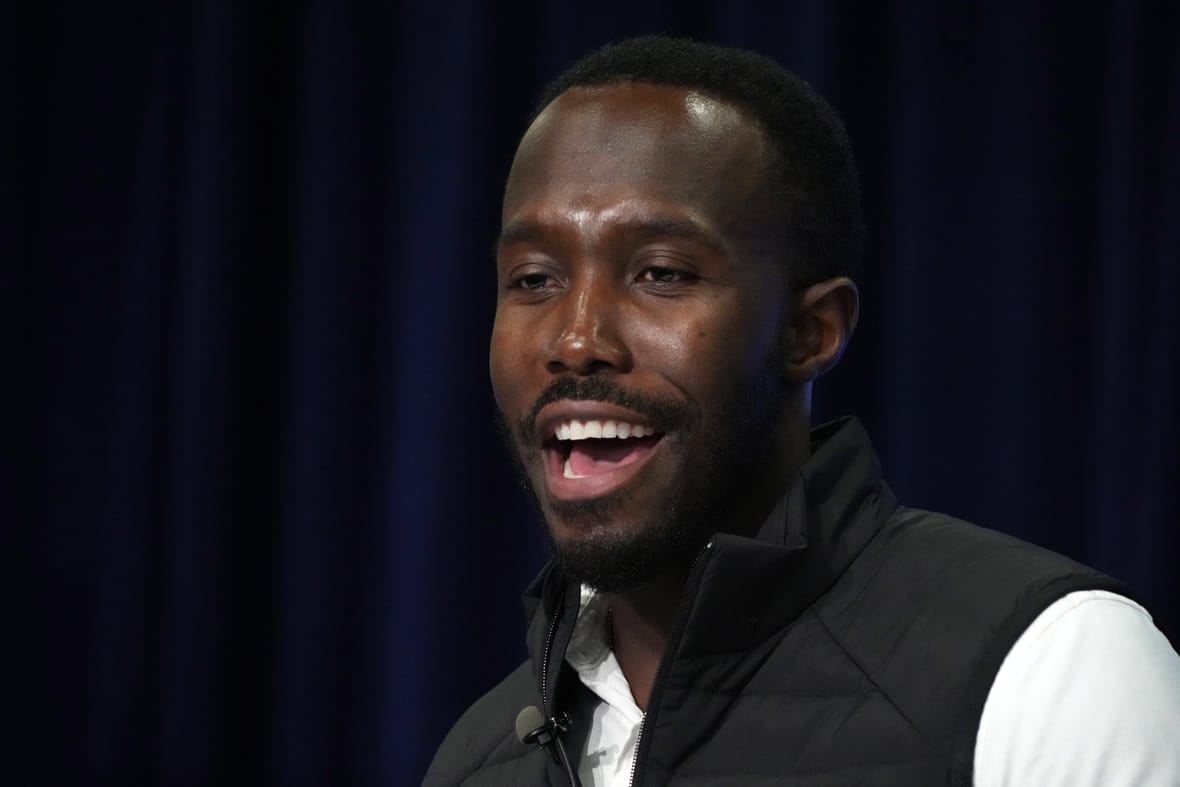 Kwesi Likes It Green