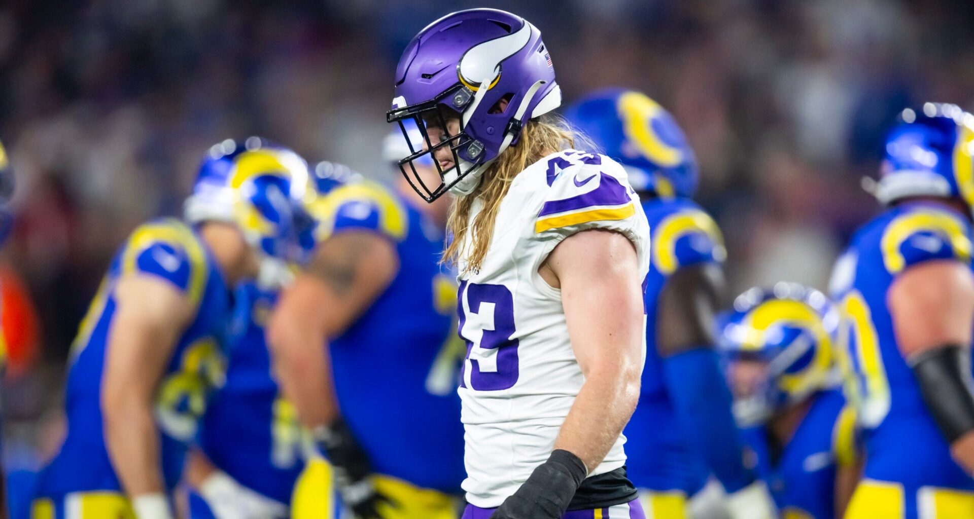 Minnesota Vikings Extend Pro Bowl Playmaking Linebacker, Andrew Van Ginkel