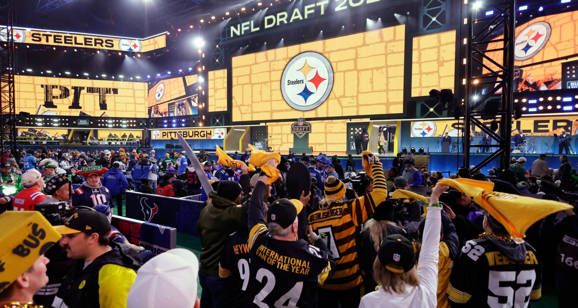 Philadelphia Eagles and Pittsburgh Steelers handed major news which gives both 'huge advantage' for 2026 NFL Draft