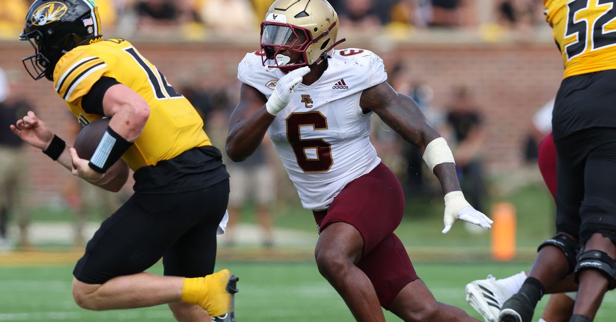Dallas Cowboys draft Donovan Ezeiruaku to secure pass rush position