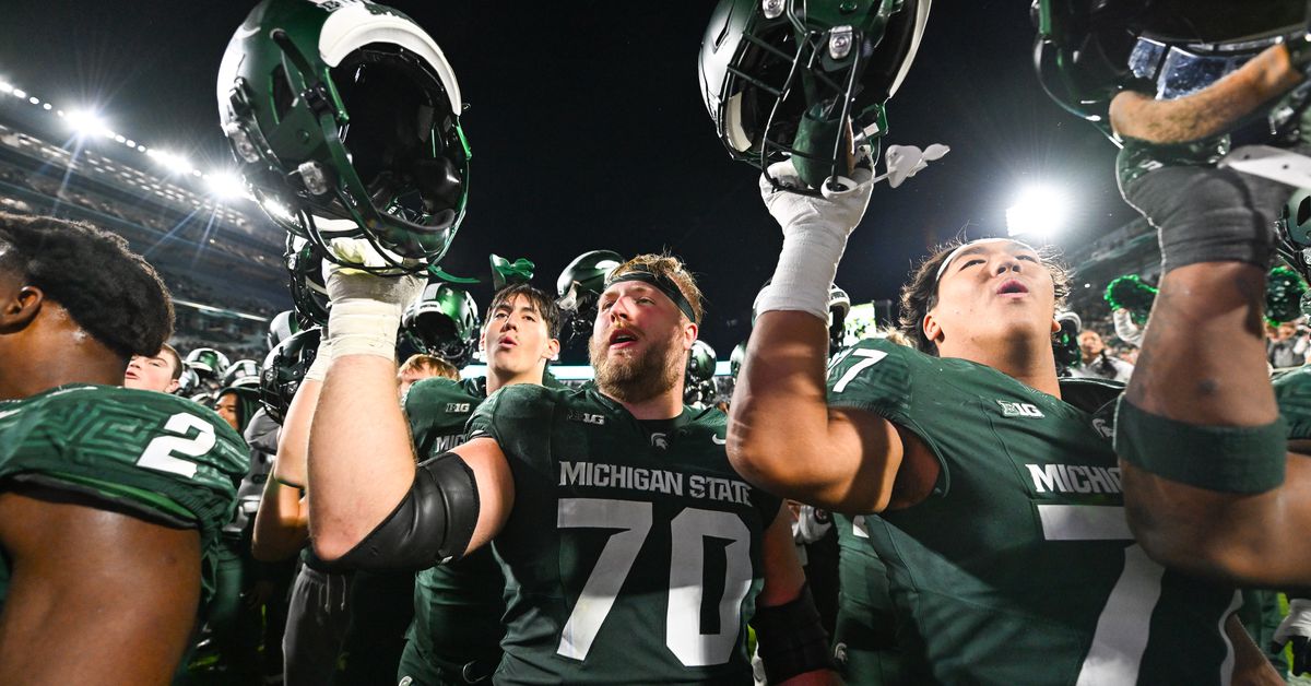 X Reacts to the Chicago Bears Selection of OG Luke Newman at Pick 195