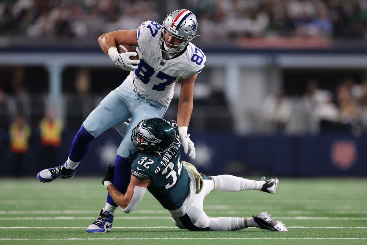 Philadelphia Eagles v Dallas Cowboys