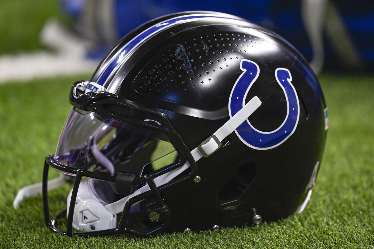 NFL: NOV 24 Lions at Colts