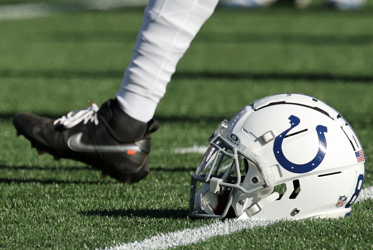 NFL: DEC 01 Colts at Patriots