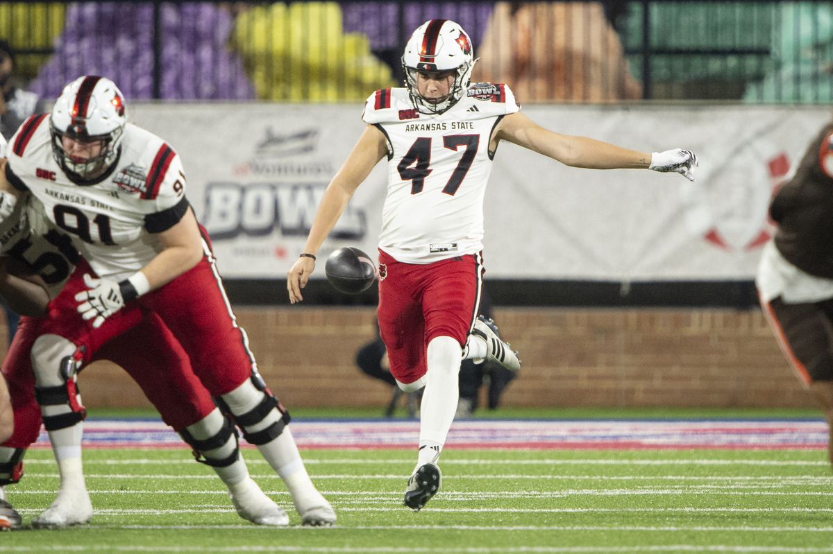 Arkansas State v Bowling Green - 68 Ventures Bowl