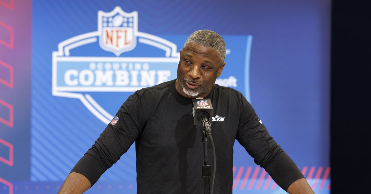 New York Jets: Aaron Glenn hints at preference for tape over analytics