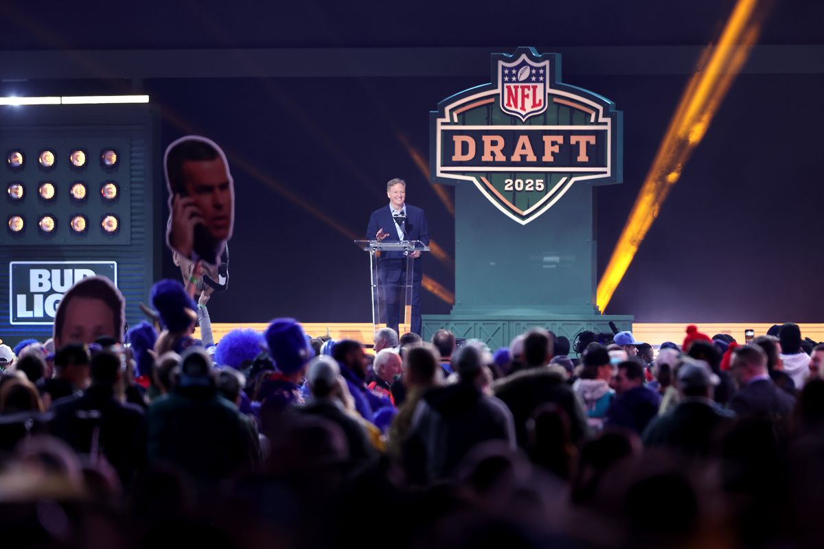 2025 NFL Draft - Round 1
