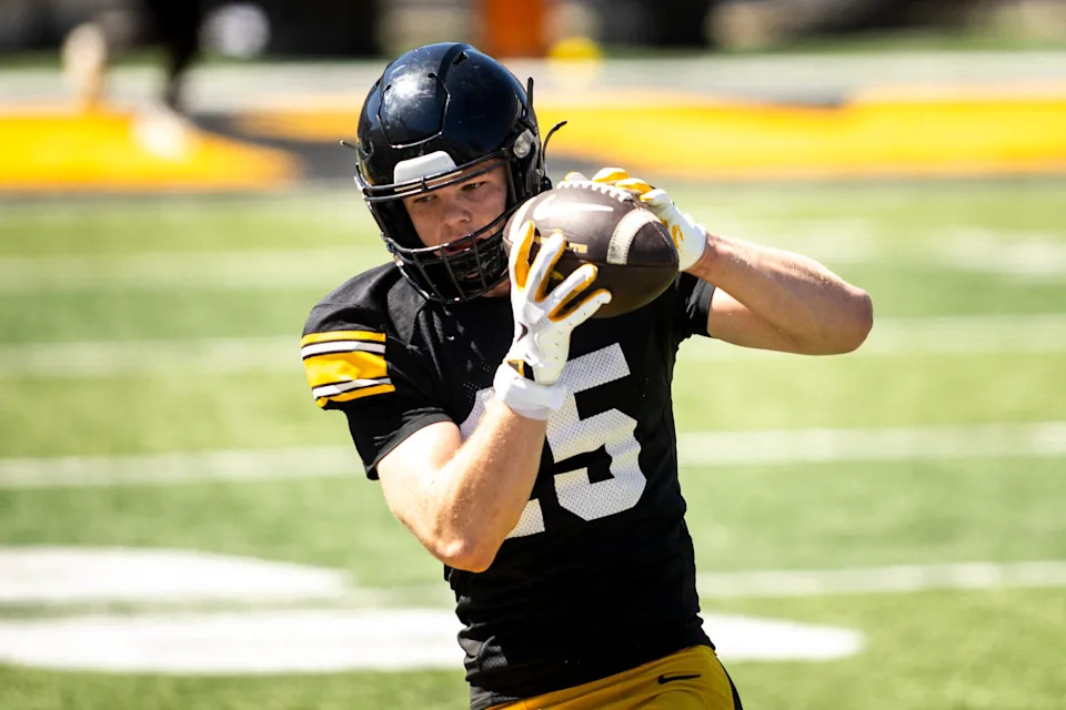 Apr 26, 2025; Iowa City, IA, USA; Iowa wide receiver Reece Vander Zee (15) runs a drill during a spring NCAA football open practice at Kinnick Stadium. Mandatory Credit: Joseph Cress/For the Register
