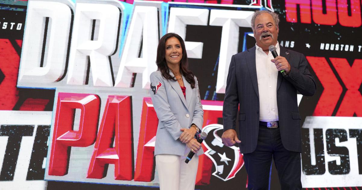 Texans get new left tackle in Ersery, add depth to receiving group with 2 Iowa State players | Iowa Sports