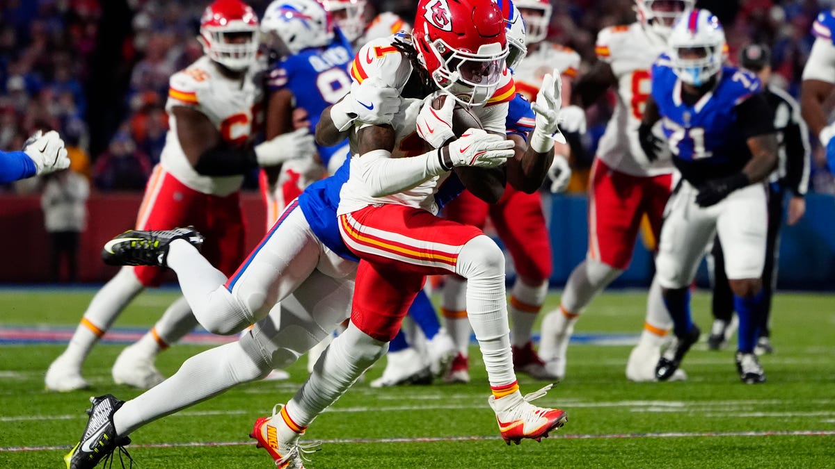 Which Texas football stars are still playing?