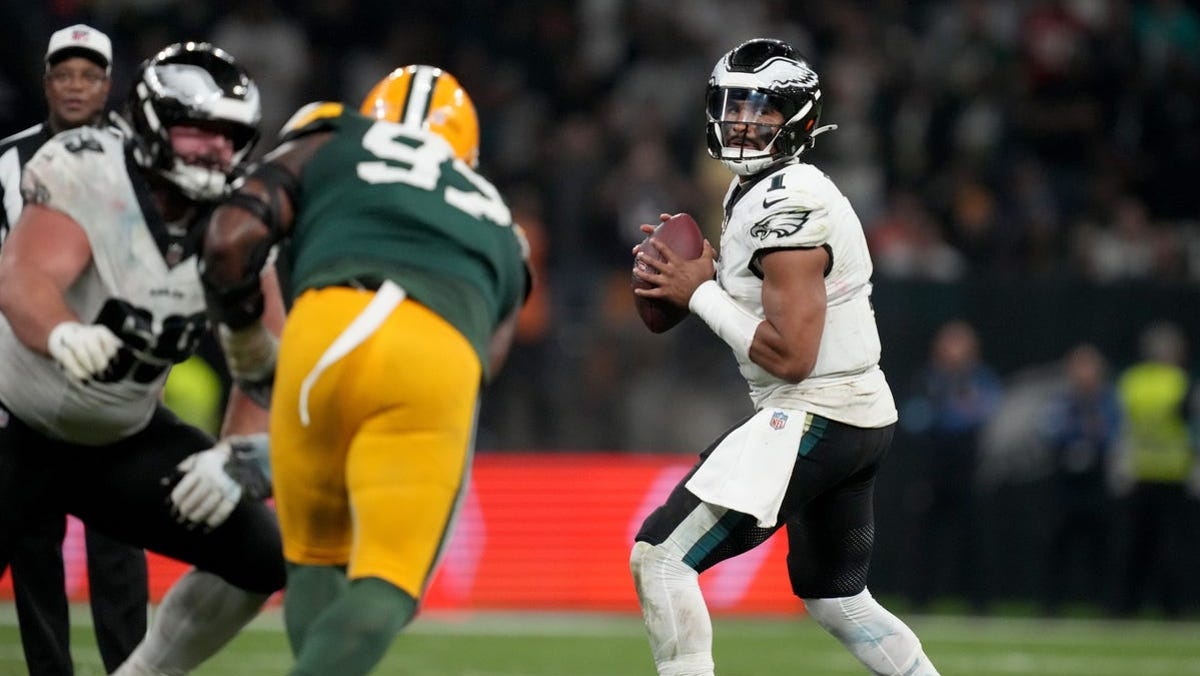 Projected bracket wild card matchups