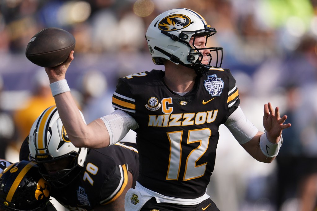 Breaking down Brady Cook, Donovan Edwards and other Jets undrafted free agent signings