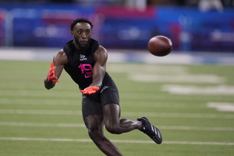 Baltimore Ravens select Alexandria City grad Robert Longerbeam in 6th round