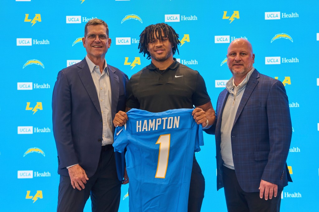 Offense rules early, except for Broncos