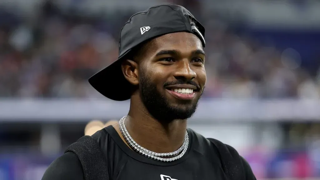 Shedeur Sanders smiling