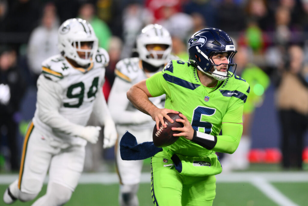 Seahawks To Trade Sam Howell To Vikings