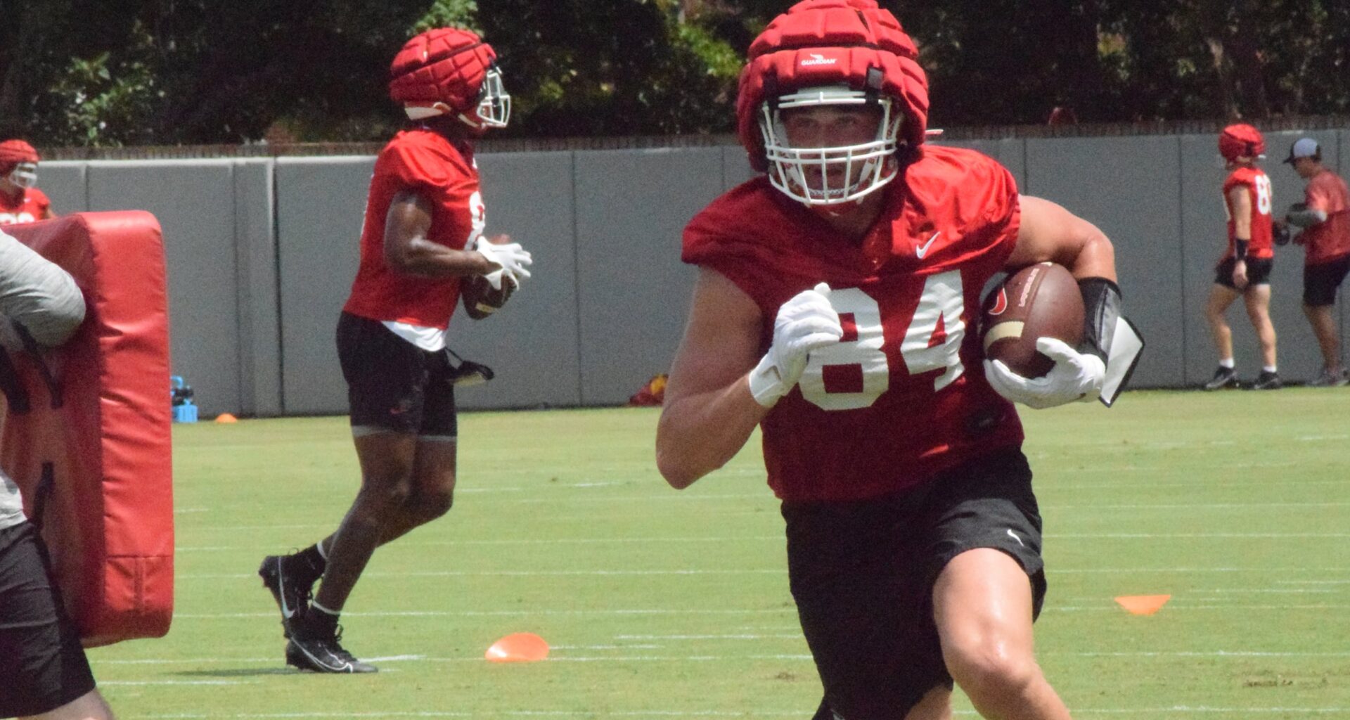 Former Georgai TE Benjamin Yurosek signs with the Minnesota Vikings as an undrafted free agent