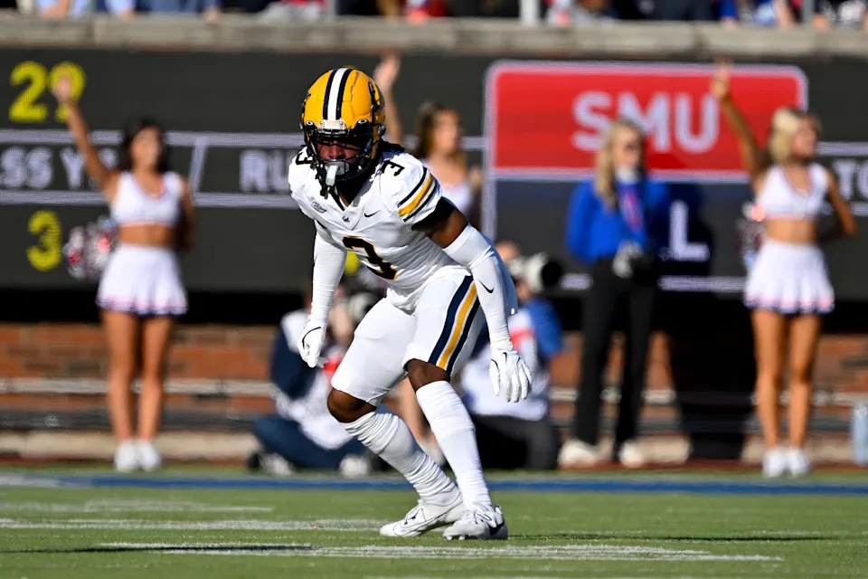Nov 30, 2024; Dallas, Texas, USA; California Golden Bears defensive back Nohl Williams (3) in action during the game between the SMU Mustangs and the California Golden Bears at Gerald J. Ford Stadium. Mandatory Credit: Jerome Miron-Imagn Images