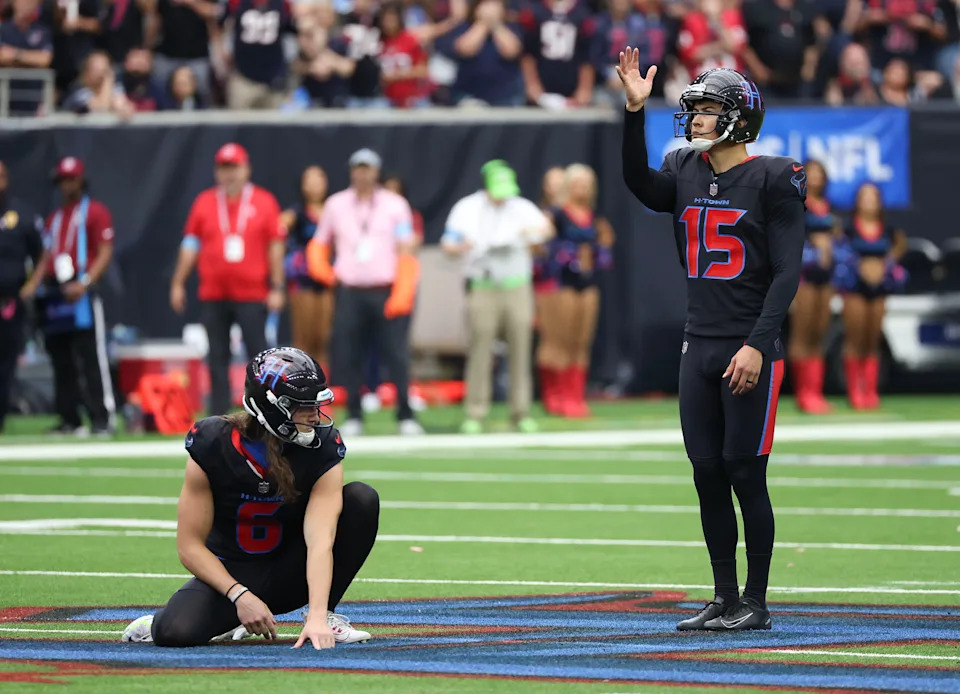 Oct 6, 2024; Houston, Texas, USA; Houston Texans place kicker Ka'imi Fairbairn (15) concentrates before making a 59 yard field goal against the Buffalo Bills in the fourth quarter at NRG Stadium. Mandatory Credit: Thomas Shea-Imagn Images