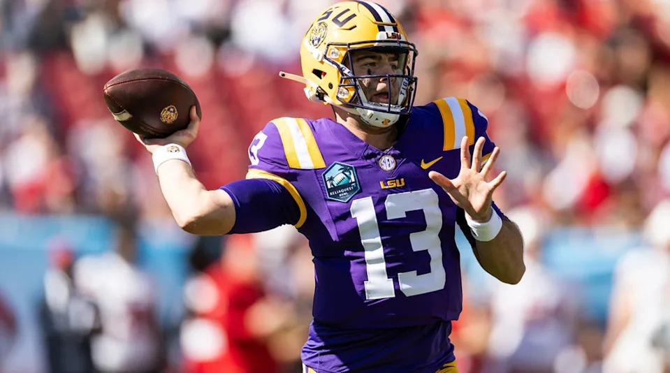 LSU quarterback Garrett Nussmeier (13)© Matt Pendleton-USA TODAY Sports
