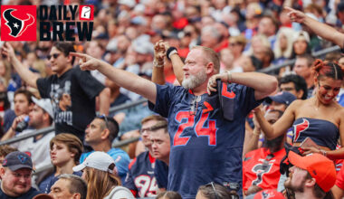 A Houston Texans great shared his thoughts on the offseason changes happening for the club on the offensive line.