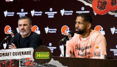 Browns expect Shedeur Sanders to ‘work and compete’ in revamped QB room