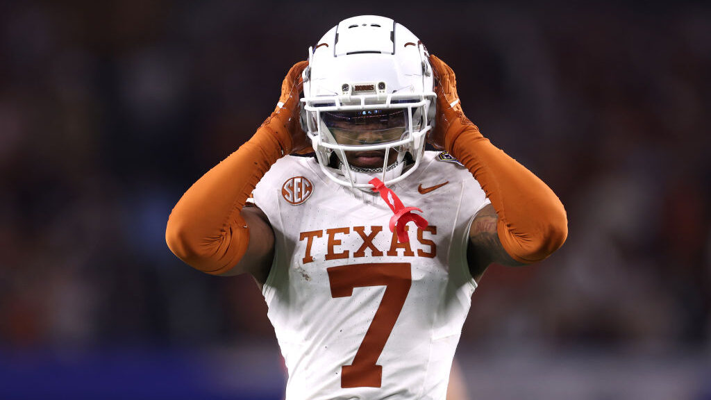 ESPN's Schrager mocks Texas' Jahdae Barron to the Cardinals