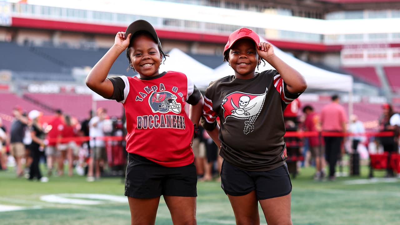 Photos: 2025 Draft Party Gallery